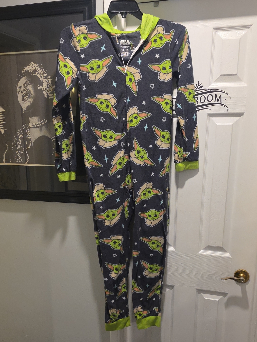 Star Wars Gray & Lime Green Baby Yoda One-Piece Footie Pajama